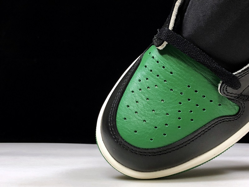 AJ1 Retro High OG Pine Green
